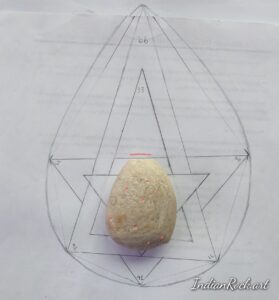 IndianRock.art White Stone - IndianRock.art authenticated, common, rss, high grade, dream stone, composition not identified.